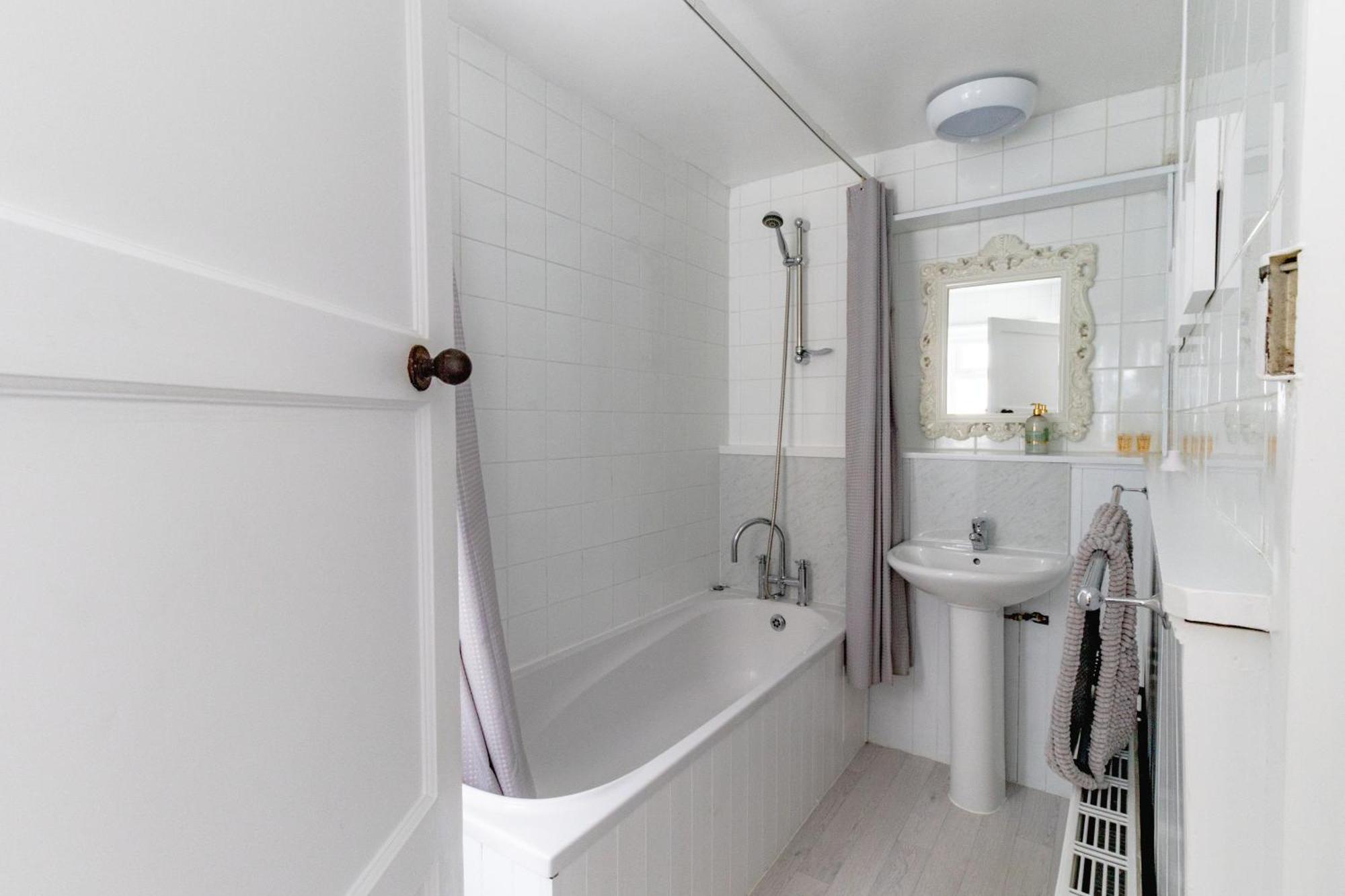 Fabulous, Vibrant, Town House, Central Bath Road Cheltenham Kültér fotó